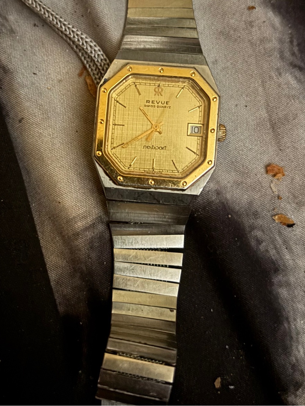 The REVUE "Newport" collection debuted at the 1980 European Watch Clock and Jewe